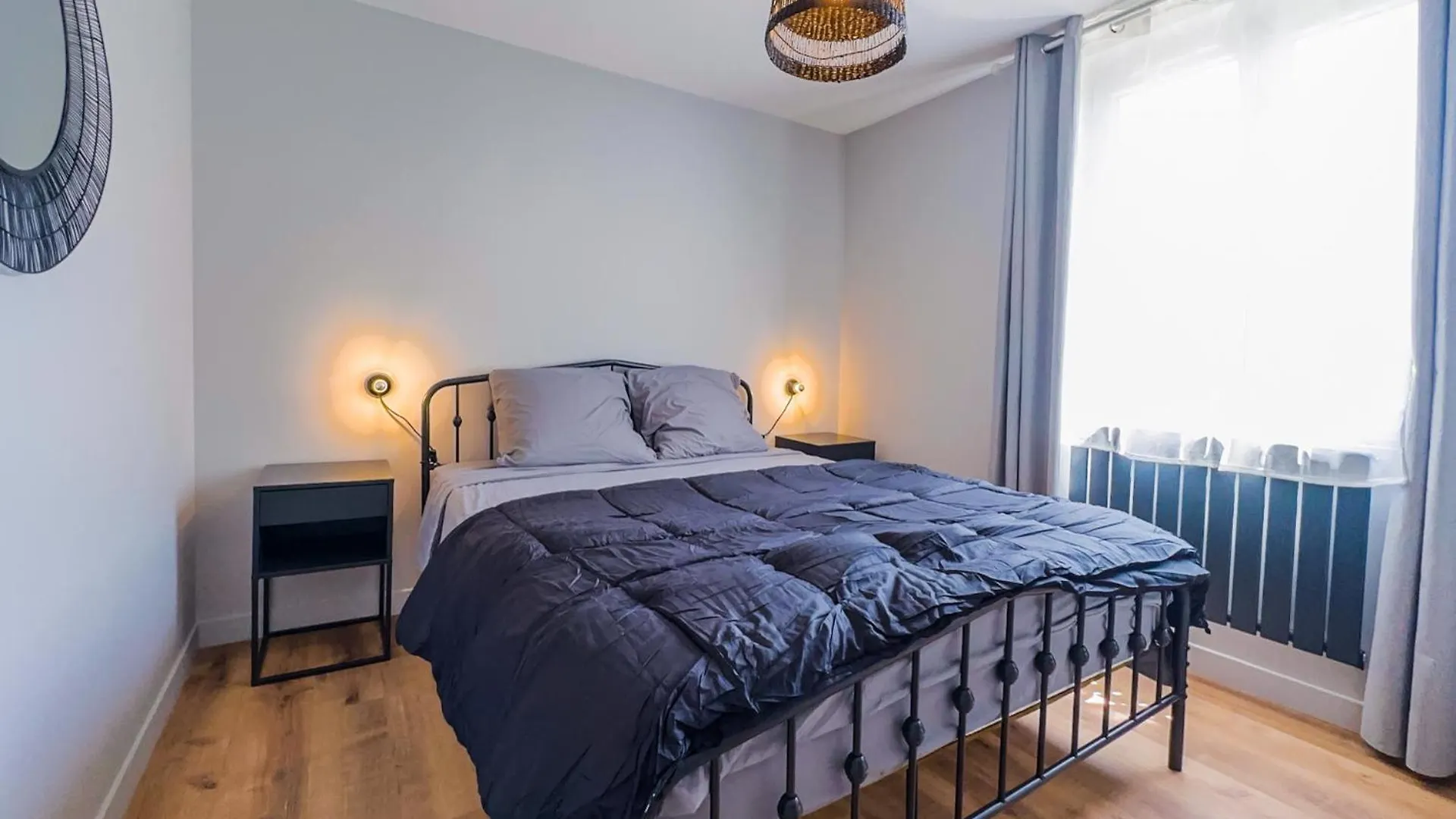 Serenity Suite Venissieux Apartment