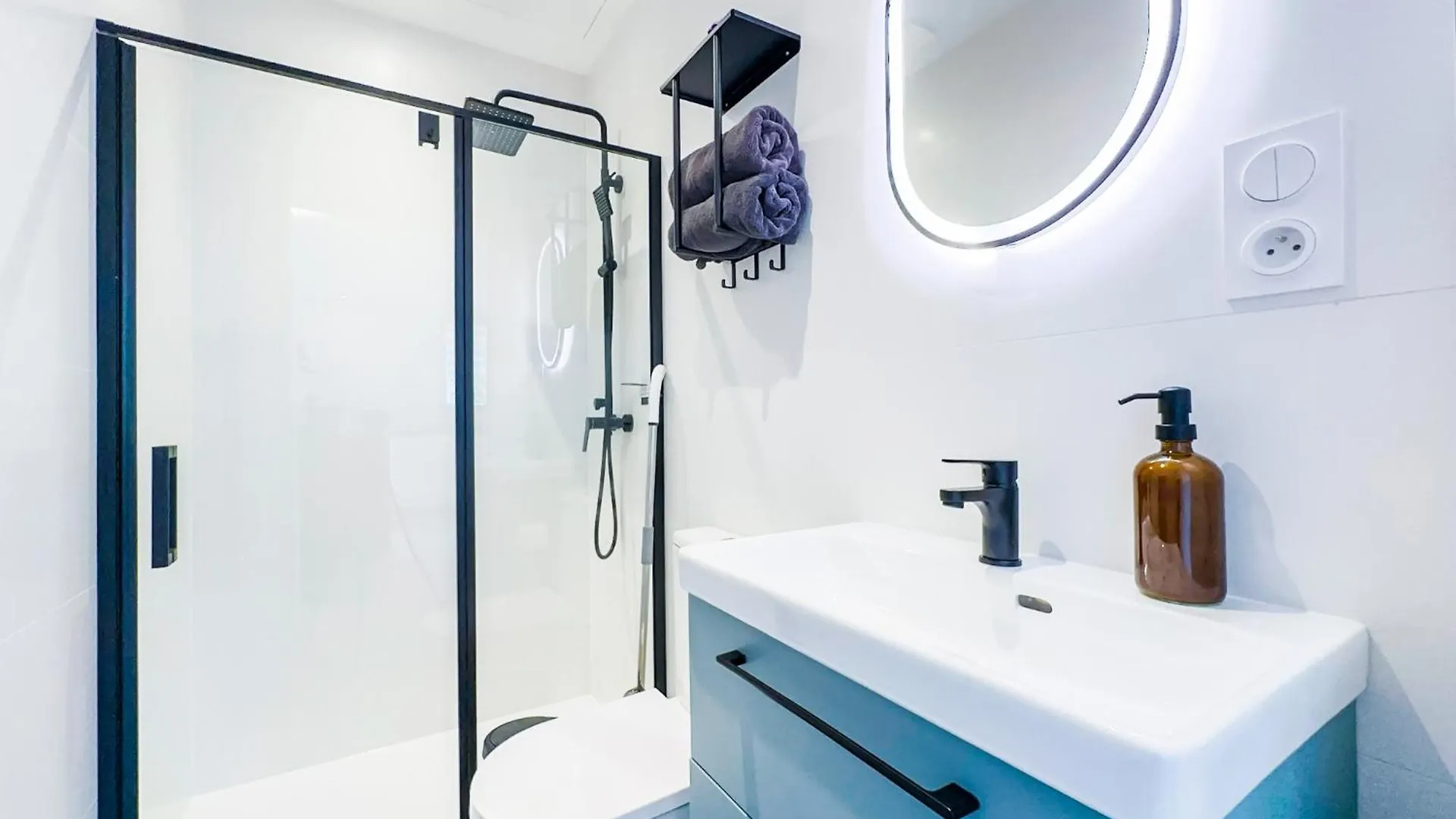 Apartment Serenity Suite Venissieux France