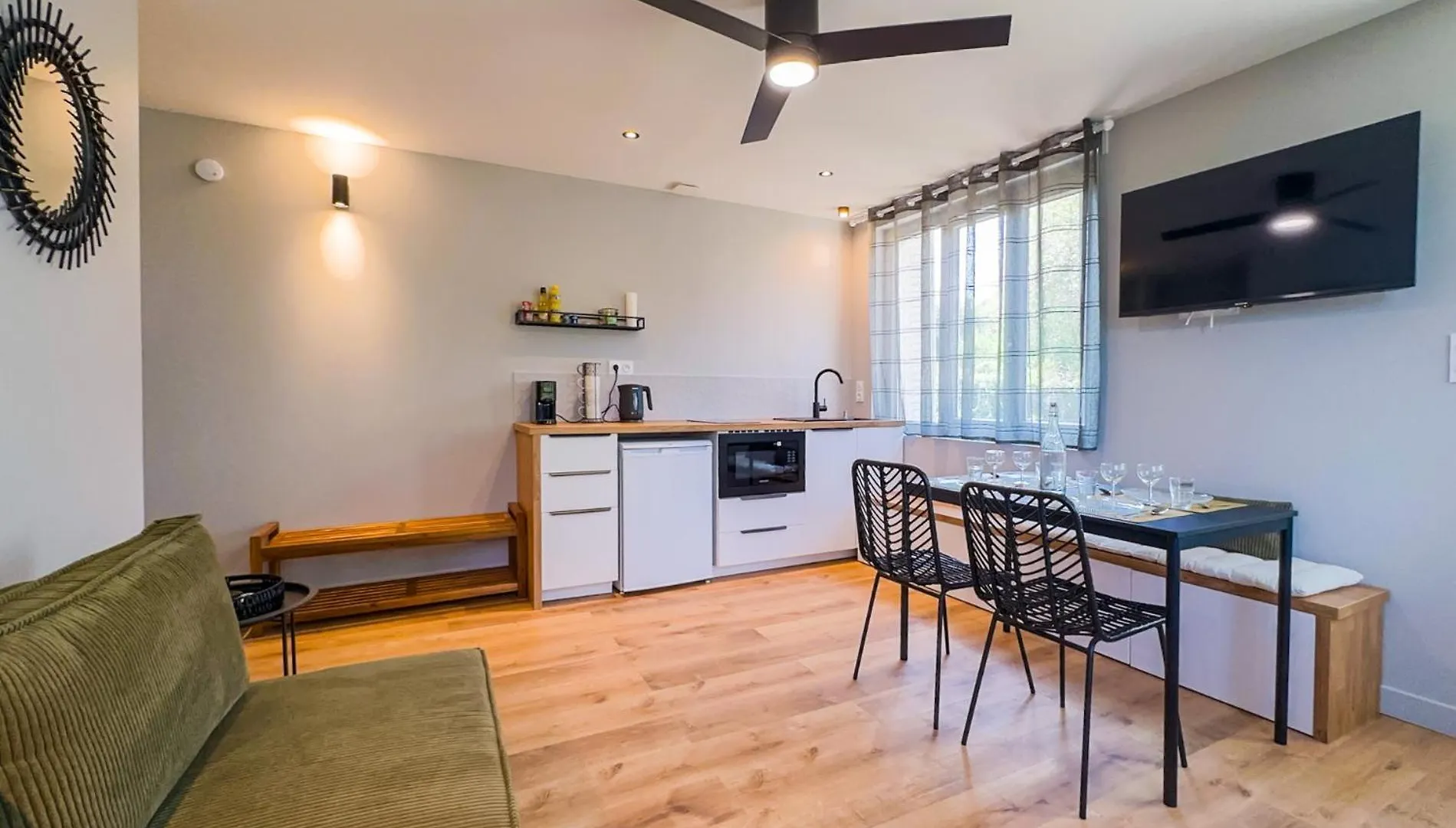 Serenity Suite Venissieux Apartment